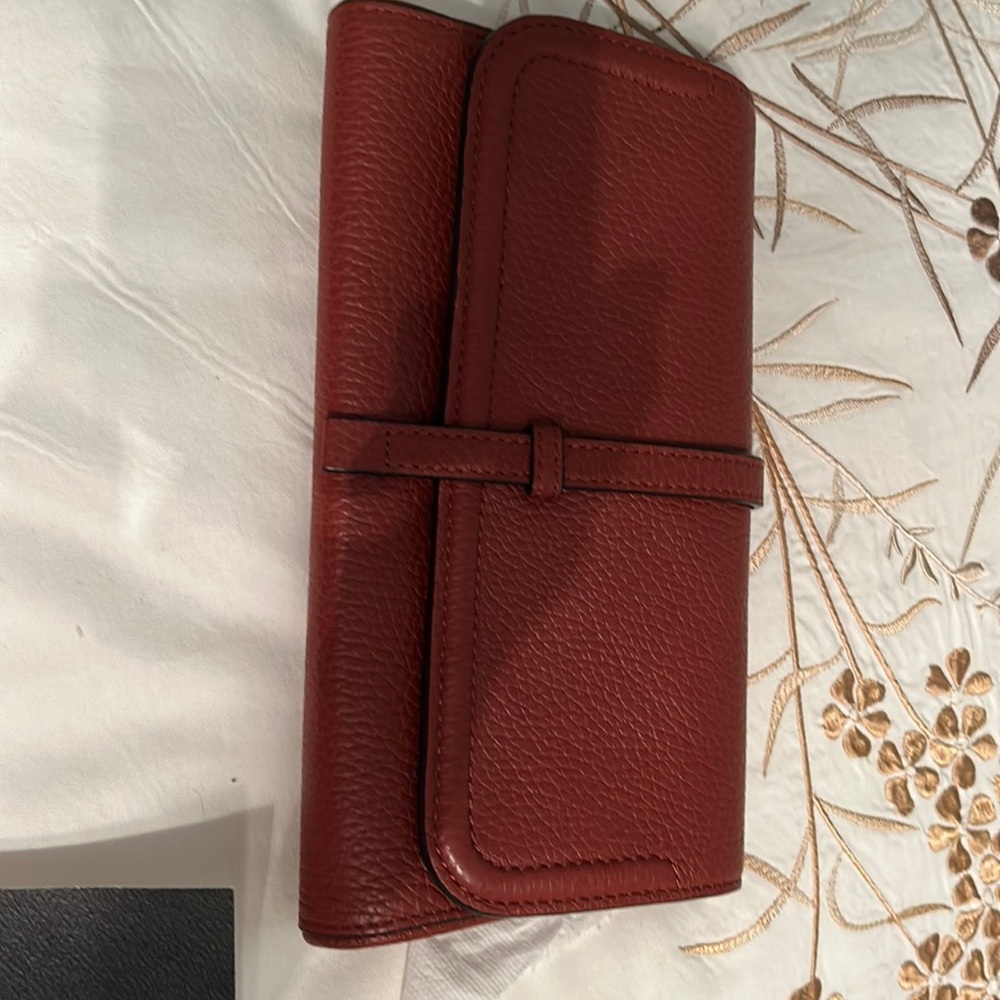 Annabel Ingall Cluth